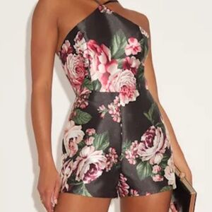 Lulus Floral Halter Romper.    New With Tags